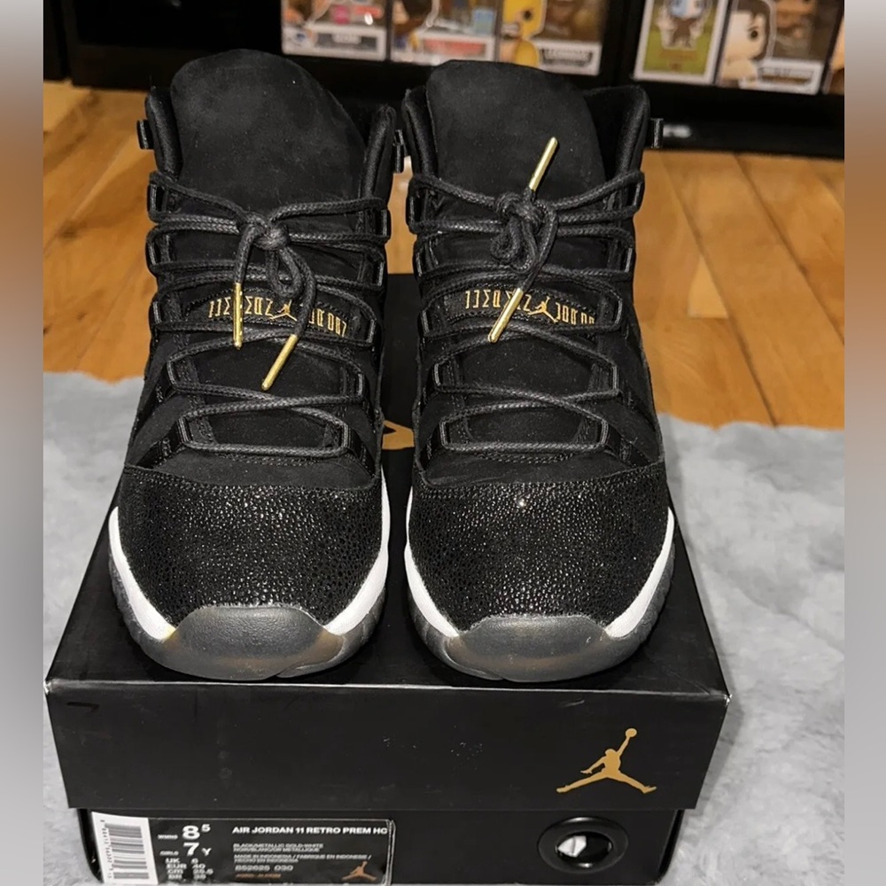 Air Jordan 11 Retro Premium Heiress Black Stingray Gs